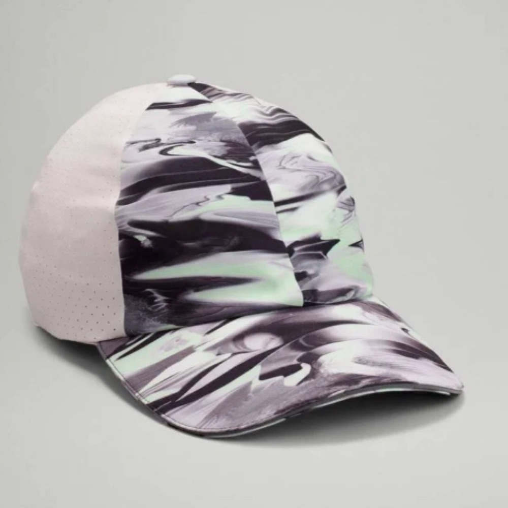 LuLulemon fast and free womens baseball hat